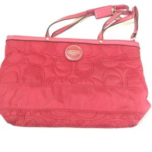 Sale⭐️ Coach handbag color pink